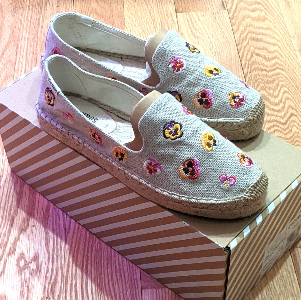 NWT | Platform espadrille by Soludos - 7.5